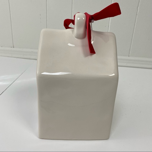 NWT Rae Dunn Artisan Collection Cream Ceramic Peace Bird House Red Bow & Tag - Picture 4 of 12